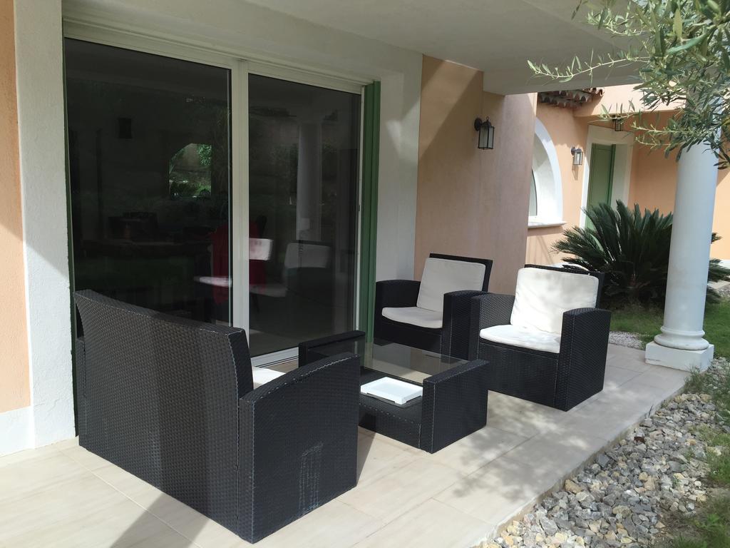 Belle Villa Dans Clos Prive - Saint Raphael Boulouris Kültér fotó